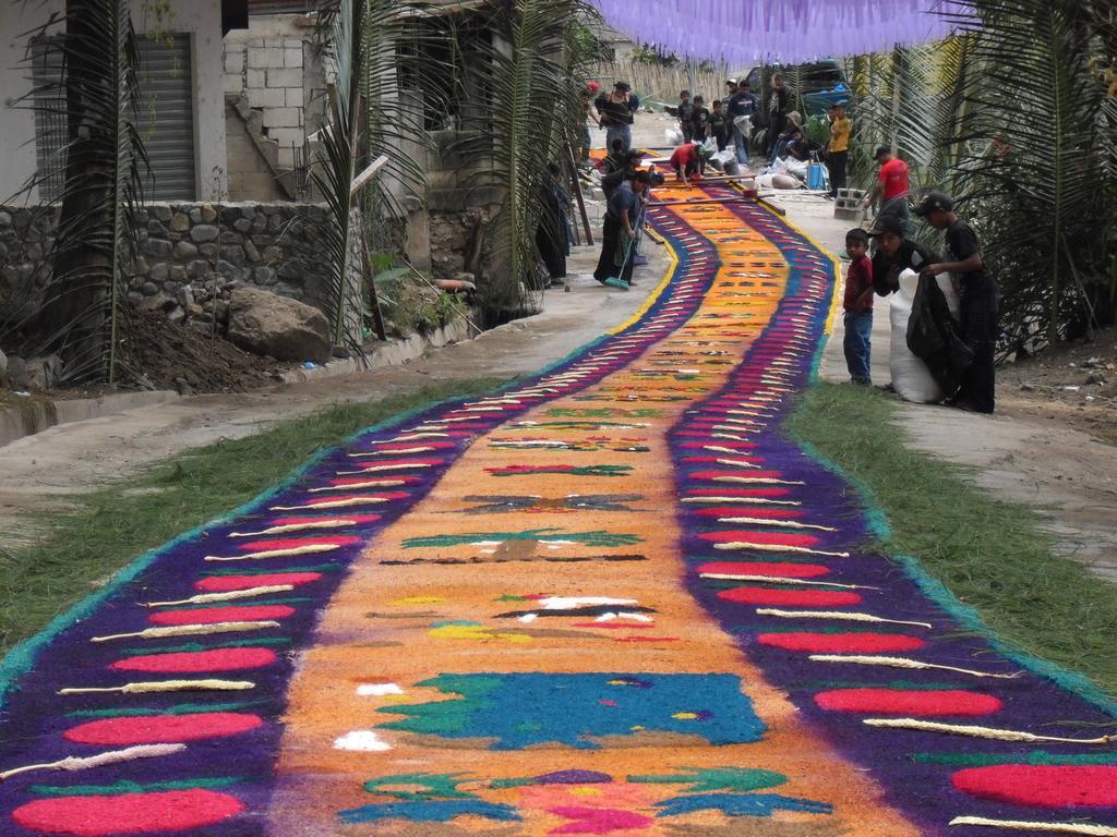 Hotel Terrazas Del Lago San Antonio Palopó 외부 사진